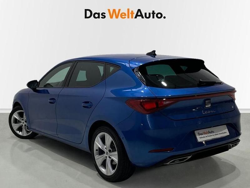 Usado Seat Leon FR 110 CV (80 kW) 2024 Azul Berlina