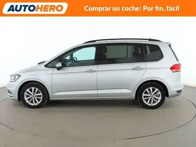 Usado VW Touran Advance 115 CV (84 kW) 2017 Gris Monovolumen