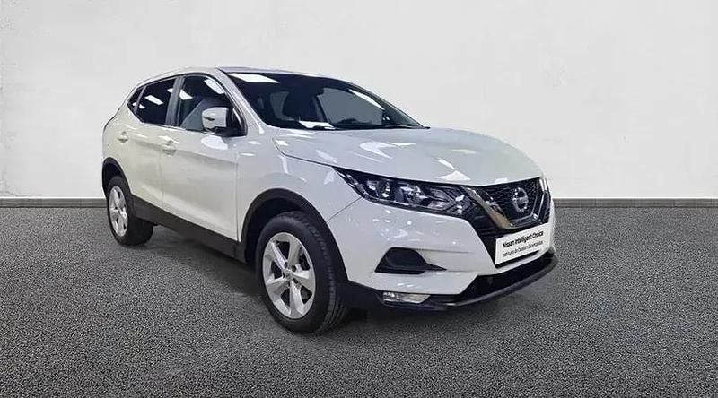 Usado Nissan Qashqai Acenta 116 CV (85 kW) 2019 Sapporo white (sólido) SUV