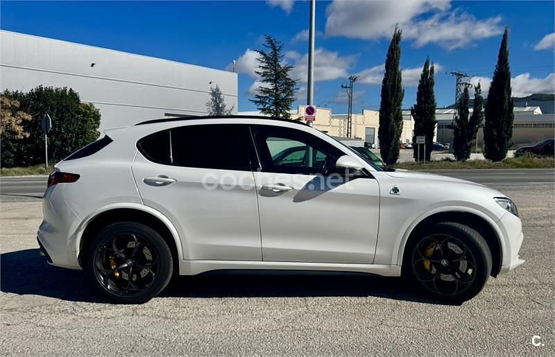 Usado Alfa Romeo Stelvio 510 CV (375 kW) 2019 Blanco SUV