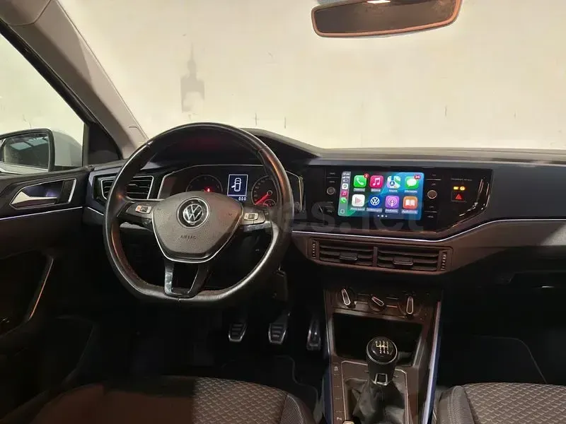 Usado VW Polo United 110 CV (80 kW) 2021 Blanco Utilitario