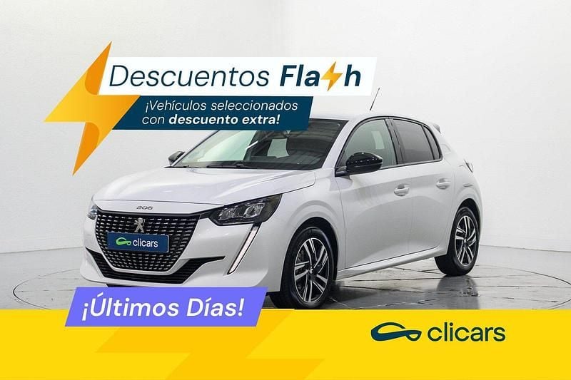 Blanco Usado 2024 Peugeot 208 Allure Utilitario | 16.990 € (Precio justo) - Imagen 1/4