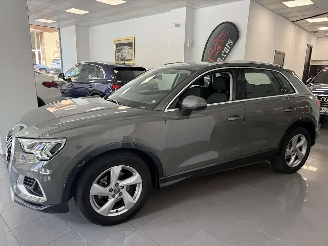 Usado Audi Q3 Advanced 150 CV (110 kW) 2019 Gris SUV