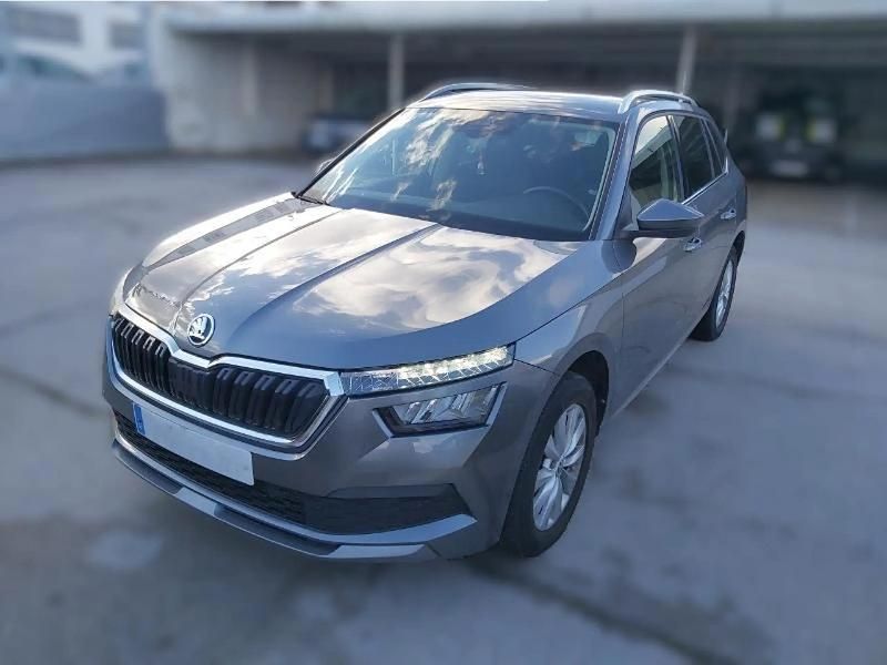 Usado Skoda Kamiq 150 CV (110 kW) 2022 Gris/plata SUV
