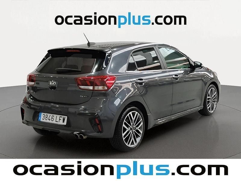 Usado Kia Rio GT-Line 84 CV (61 kW) 2020 Gris Utilitario