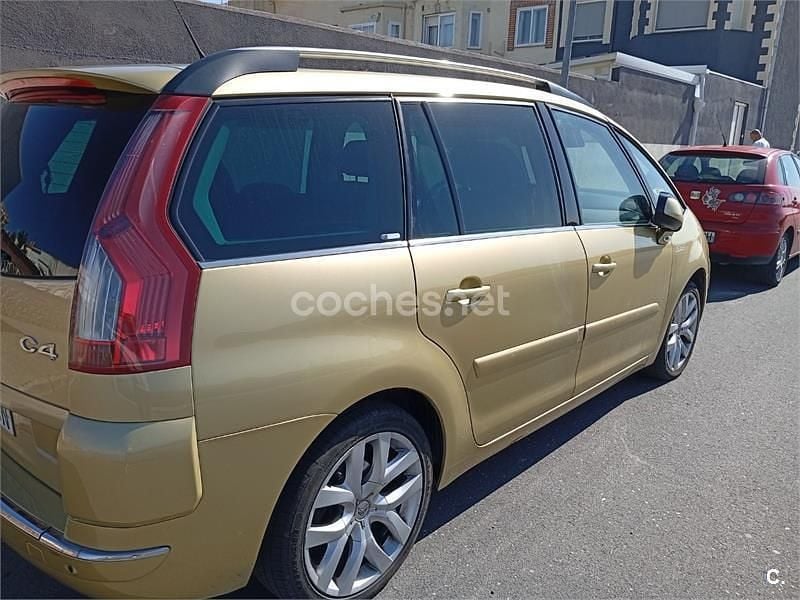 Usado Citroën Grand C4 Picasso Exclusive 138 CV (101 kW) 2008 Amarillo Monovolumen