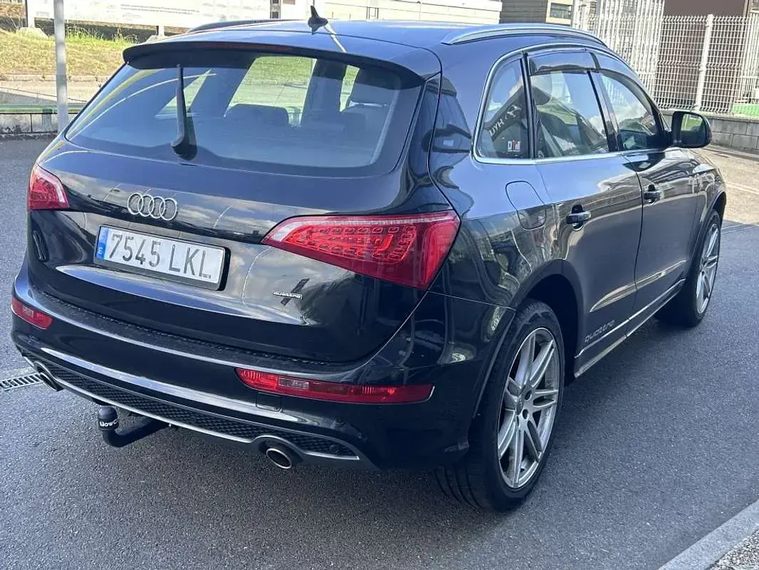 Usado Audi Q5 S-Line 241 CV (177 kW) 2010 Negro SUV