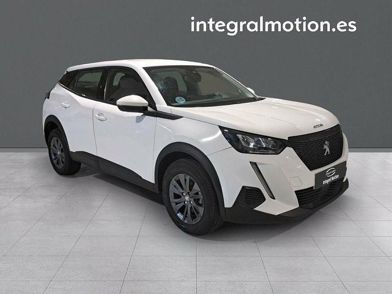 Usado Peugeot 2008 Active 110 CV (80 kW) 2021 Blanco SUV