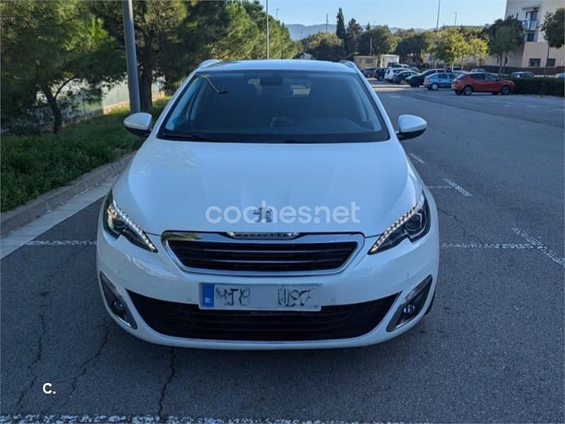 Blanco Usado 2016 Peugeot 308 Allure Familiar | 7000 € (Buen precio) - Imagen 1/4
