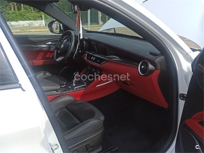 Usado Alfa Romeo Stelvio 510 CV (375 kW) 2019 Blanco SUV