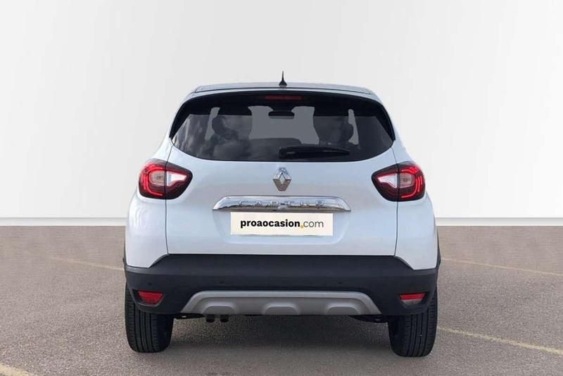 Usado Renault Captur Zen 131 CV (96 kW) 2019 Blanco SUV