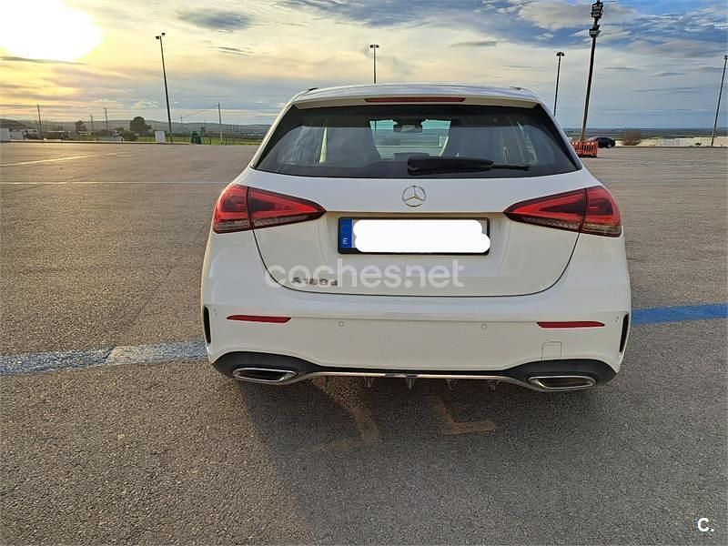 Usado Mercedes A180 109 CV (80 kW) 2018 Blanco Berlina