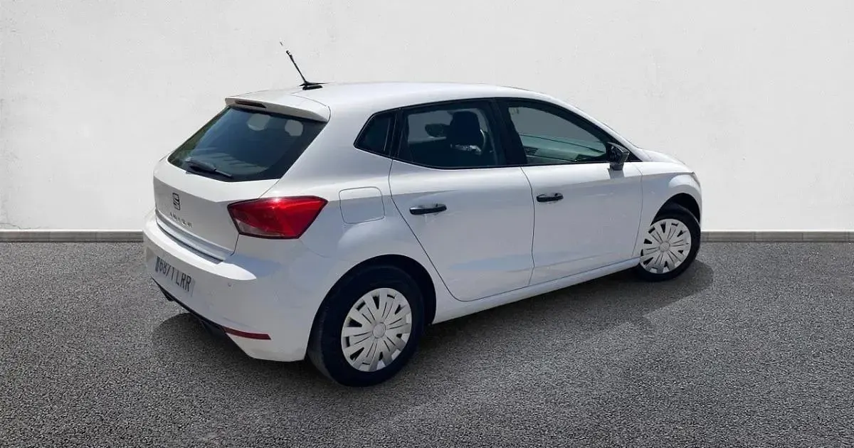 Usado Seat Ibiza Reference 80 CV (58 kW) 2021 Utilitario