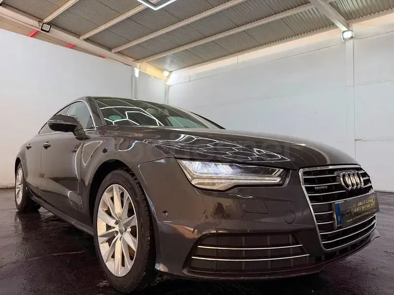 Usado Audi A7 Sportback 218 CV (160 kW) 2017 Gris / plata Utilitario