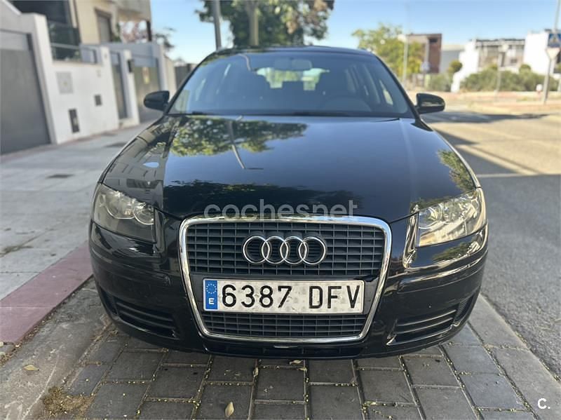 Negro Usado 2005 Audi A3 Sportback Ambition Berlina | 4250 € (Buen precio) - Imagen 1/4