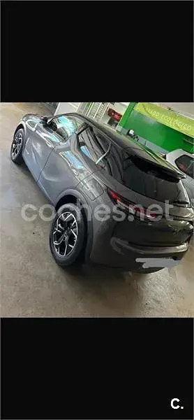 Usado DS Automobiles DS3 Crossback Connected Chic 131 CV (96 kW) 2021 Gris / plata SUV