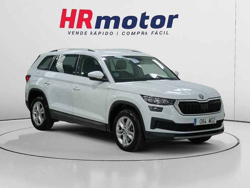 Blanco Usado 2023 Skoda Kodiaq Ambition SUV | 21.990 € (Super precio) - Imagen 1/4