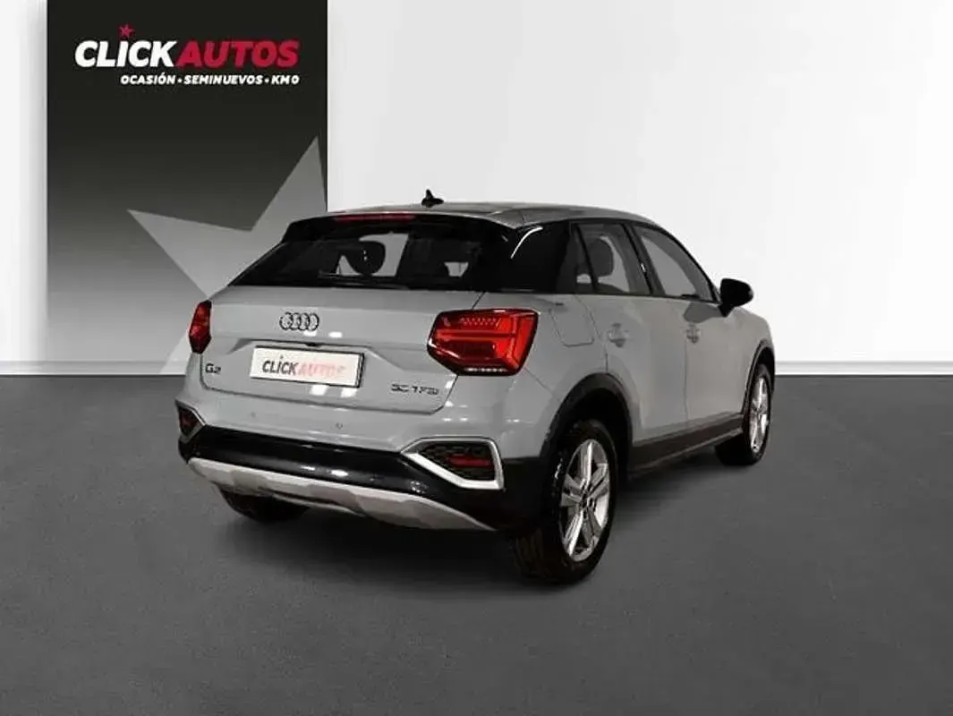 Usado Audi Q2 Advanced Plus 110 CV (80 kW) 2023 Gris SUV