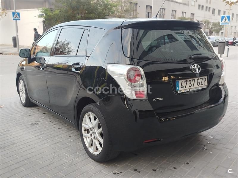 Usado Toyota Verso Active 150 CV (110 kW) 2010 Negro Monovolumen