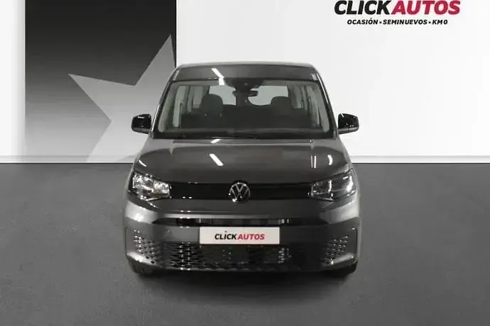Usado VW Caddy 122 CV (89 kW) 2025 Negro Monovolumen