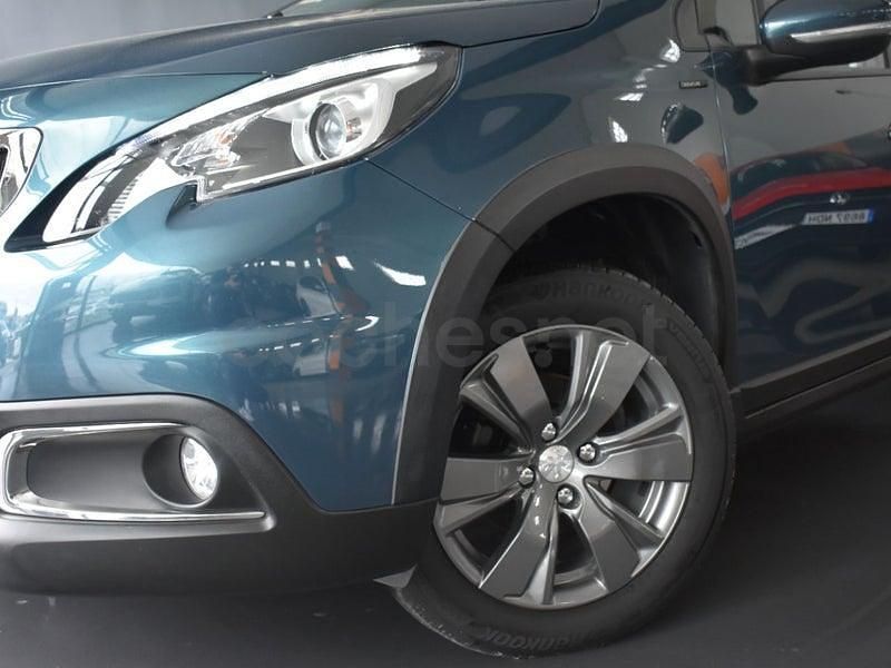 Usado Peugeot 2008 Allure 100 CV (73 kW) 2019 Azul SUV