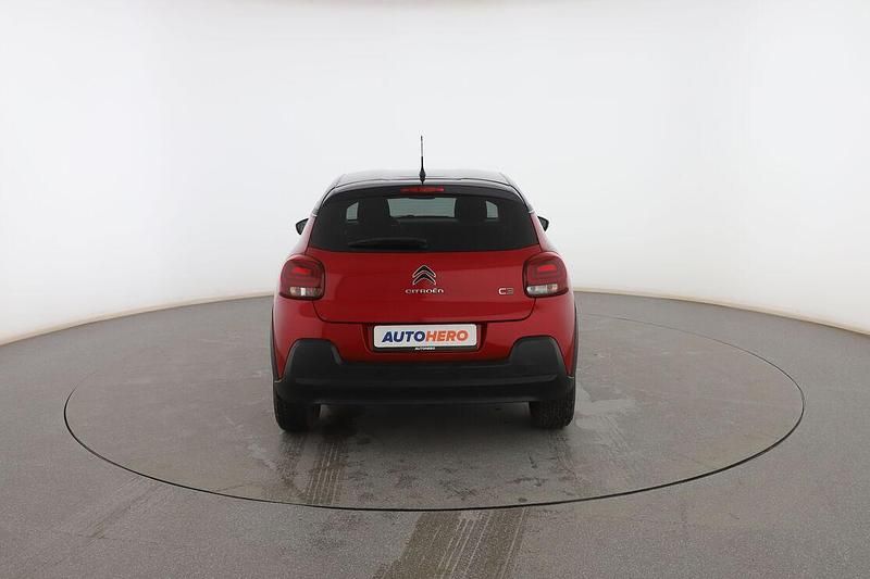 Usado Citroën C3 PureTech 110 HP (80 kW) 2019 Vermelho Sedan