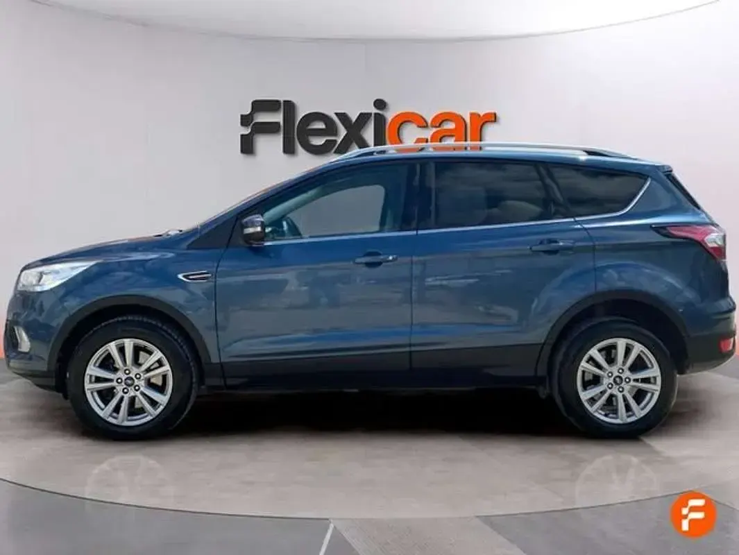 Usado Ford Kuga Trend 150 HP (110 kW) 2019 Cinzento SUV