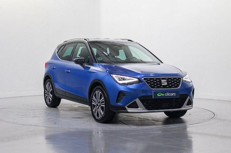 Usado Seat Arona Xperience 115 CV (84 kW) 2025 Azul SUV