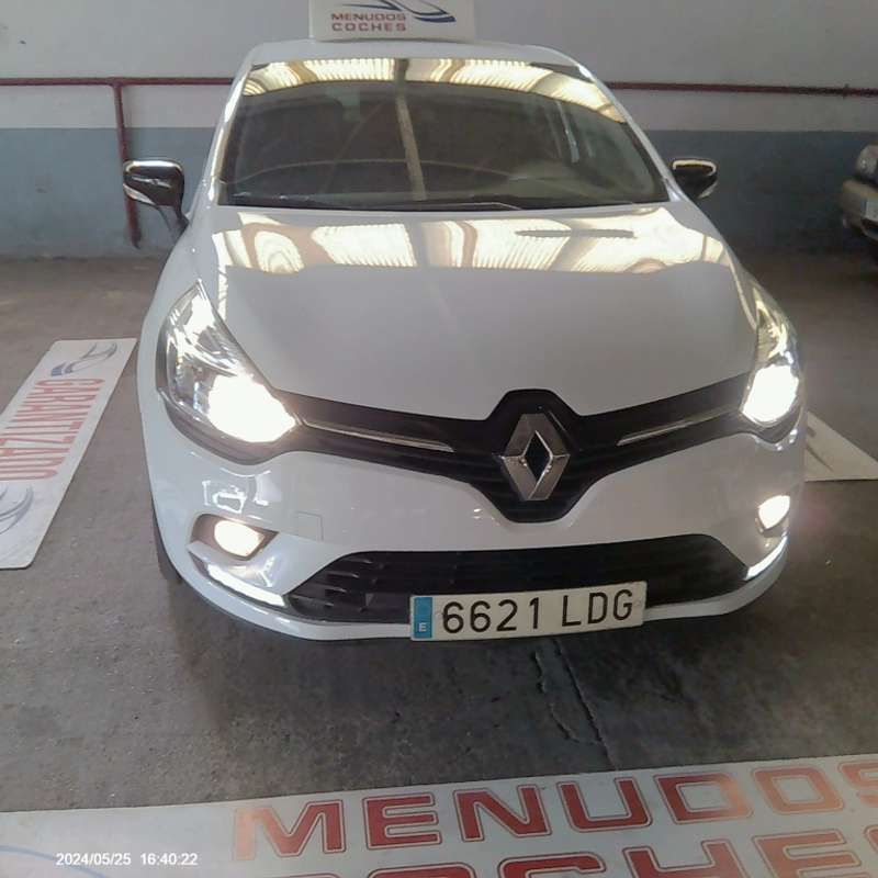 Blanco Usado 2019 Renault Clio IV LIMITED Utilitario | 9300 € (Precio justo) - Imagen 1/4