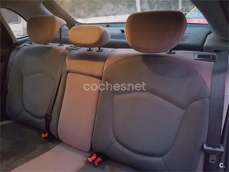 Usado Citroën C5 Exclusive 138 CV (101 kW) 2006 Gris / plata Berlina