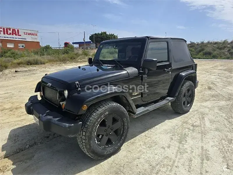 Usado Jeep Wrangler Sahara 177 CV (130 kW) 2007 Negro SUV