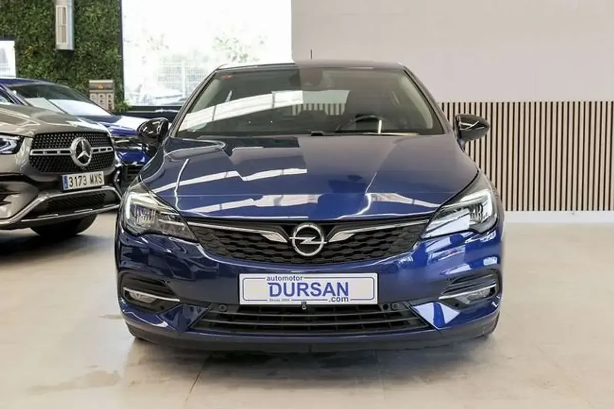 Używany Opel Astra Design & Tech 122 KM (89 kW) 2021 Niebieski Hatchback