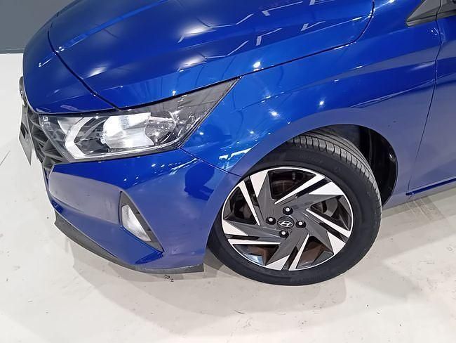 Usado Hyundai i20 84 CV (61 kW) 2021 Azul Utilitario