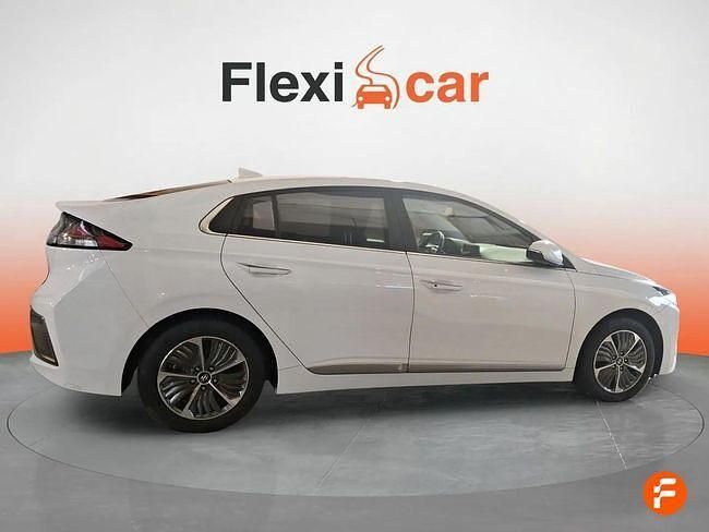 Usado Hyundai Ioniq 141 CV (103 kW) 2022 Blanco Utilitario