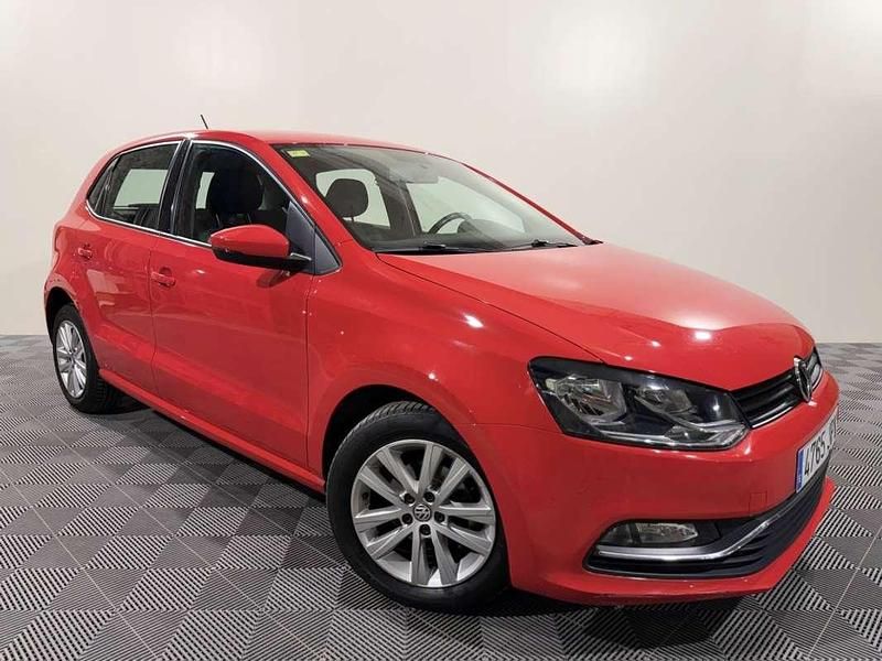 Usado VW Polo Advance 90 CV (66 kW) 2016 Rojo Utilitario
