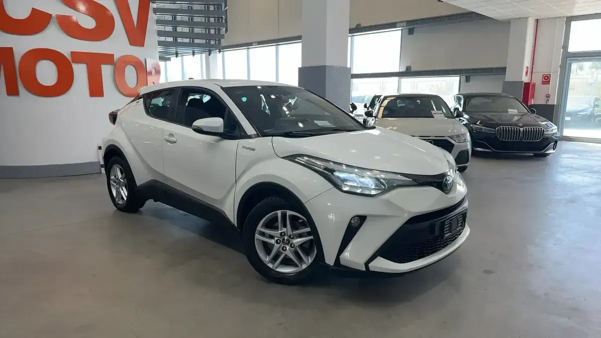 Usado Toyota C-HR Active 122 CV (89 kW) 2020 Blanco SUV
