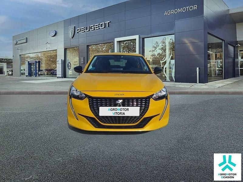 Usado Peugeot 208 Active 75 CV (55 kW) 2023 Amarillo Utilitario