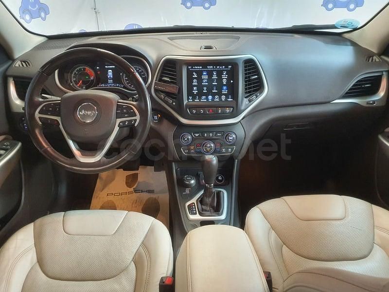 Usado Jeep Cherokee Night Eagle 200 CV (147 kW) 2017 Negro SUV