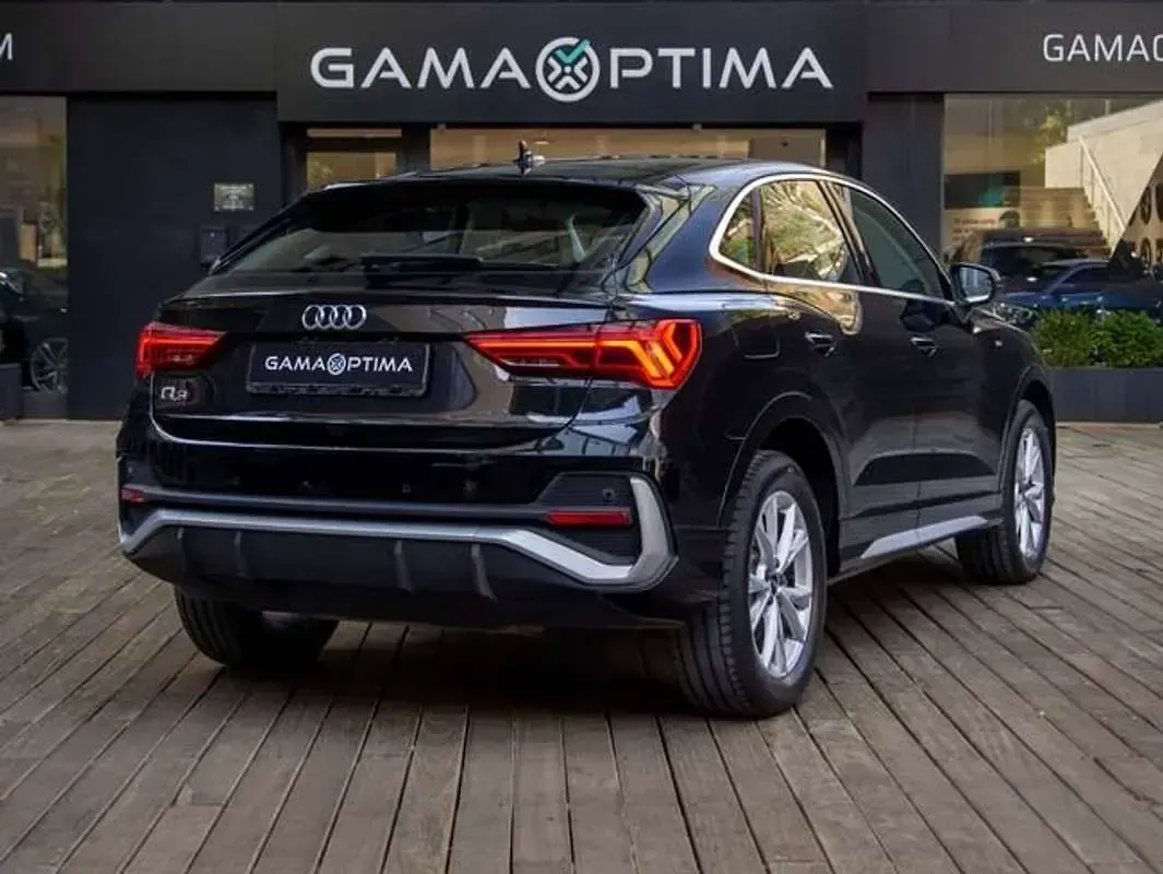 Usado Audi Q3 S-Line 245 CV (180 kW) 2021 Negro SUV