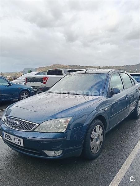 Azul Usado 2004 Ford Mondeo Futura Berlina | 2500 € (Precio justo) - Imagen 1/4