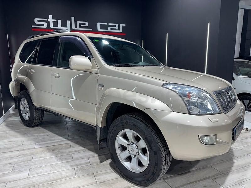 Usado Toyota Land Cruiser 173 CV (127 kW) 2006 Beige SUV