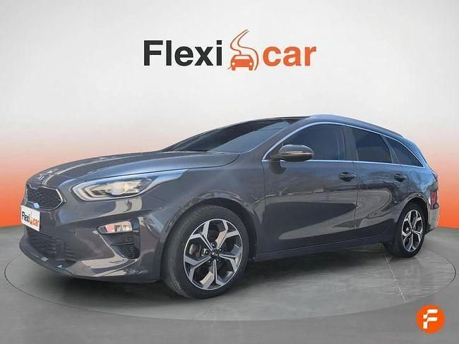 Usado Kia Ceed 136 CV (100 kW) 2021 Gris Utilitario
