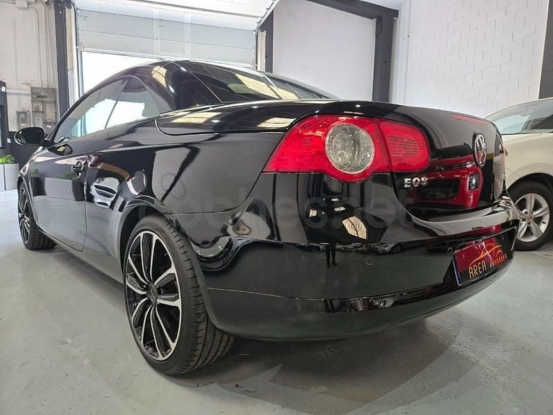 Usado VW Eos 150 CV (110 kW) 2006 Negro Descapotable