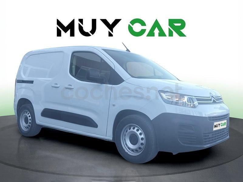 Usado Citroën Berlingo 131 CV (96 kW) 2024 Blanco Monovolumen
