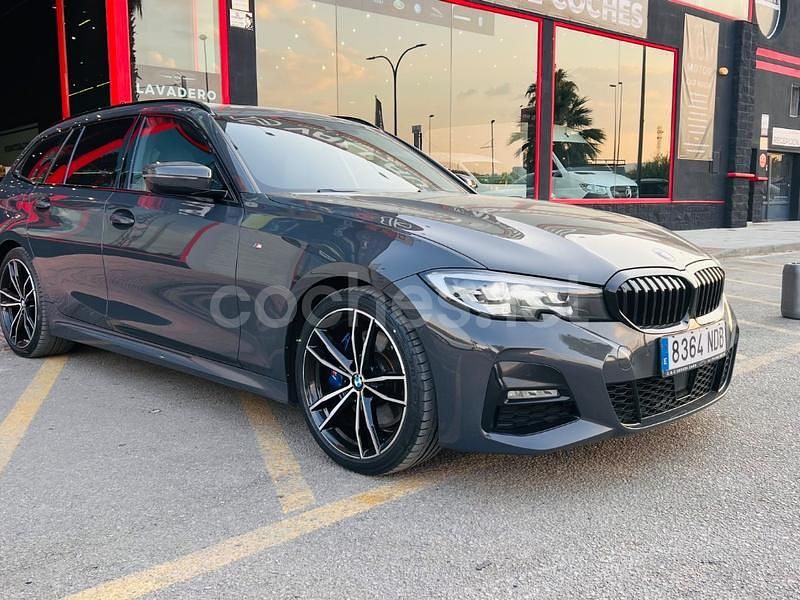 Gris / plata Usado 2019 BMW 330 Familiar | 31.999 € (Caro) - Imagen 1/4