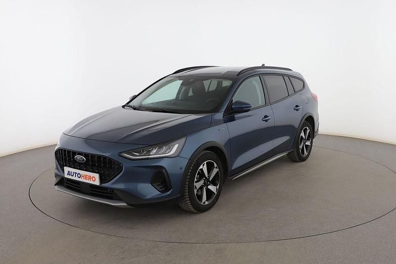 Azul Usado 2023 Ford Focus Active Familiar | 23.799 € (Un poco caro) - Imagen 1/3