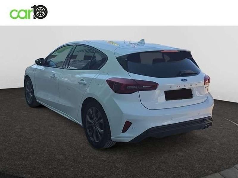 Usado Ford Focus ST-Line 125 CV (91 kW) 2022 Blanco Berlina
