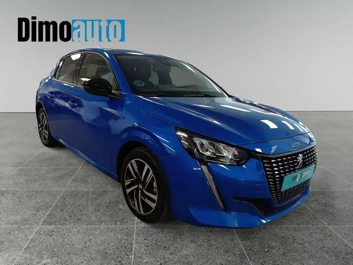 Usado Peugeot 208 Allure 100 CV (73 kW) 2023 Azul Utilitario