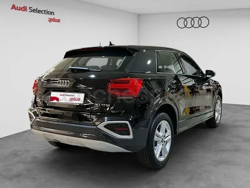 Usado Audi Q2 Advanced Plus 116 CV (85 kW) 2025 Negro SUV