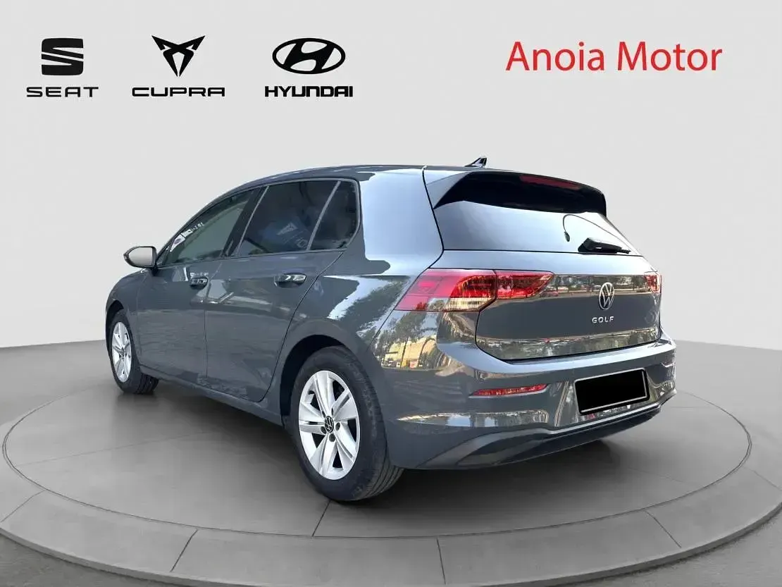 Usado VW Golf VIII 110 CV (80 kW) 2023 Gris Berlina
